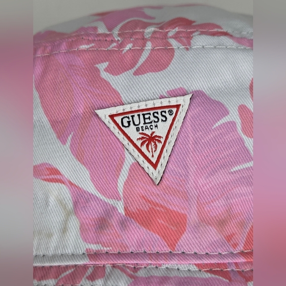 Guess OS Pink and White Striped/ Tropical Bucket Hat - Picture 2 of 10